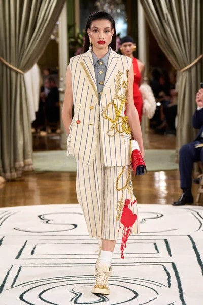 Look 21